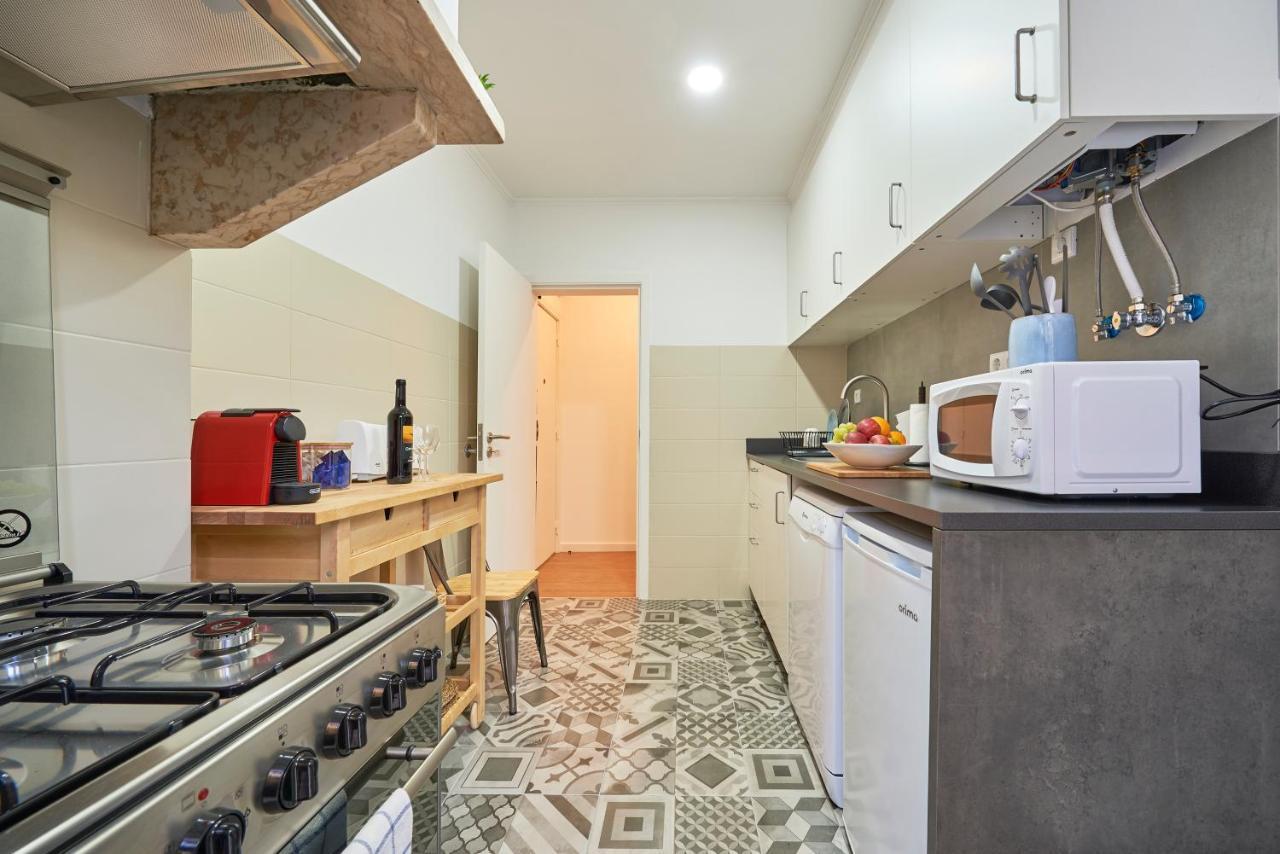 Belem Light Filled Apt With Patio, By Timecooler Lisbon Luaran gambar