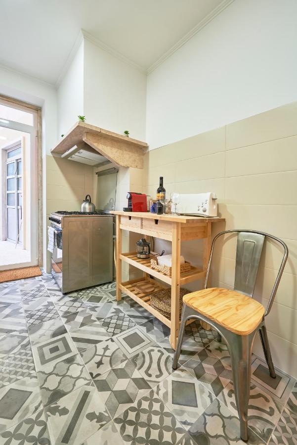 Belem Light Filled Apt With Patio, By Timecooler Lisbon Luaran gambar